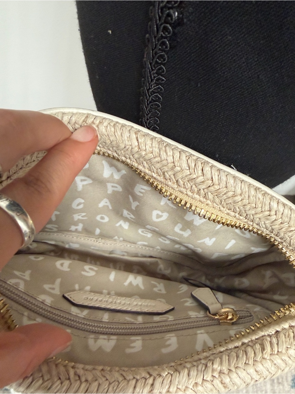 Aimee Kestenberg Berlin Woven Leather Crossbody Bag EUC - Picture 4 of 7